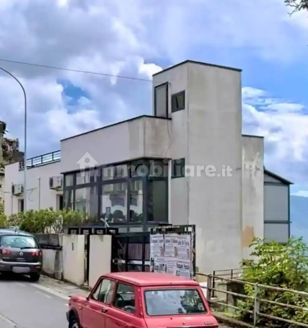 Villa in vendita a Guardia Sanframondi