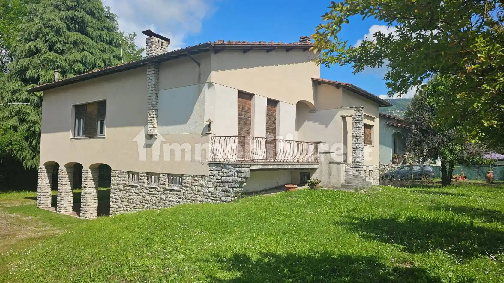 Villa in vendita a Lucca