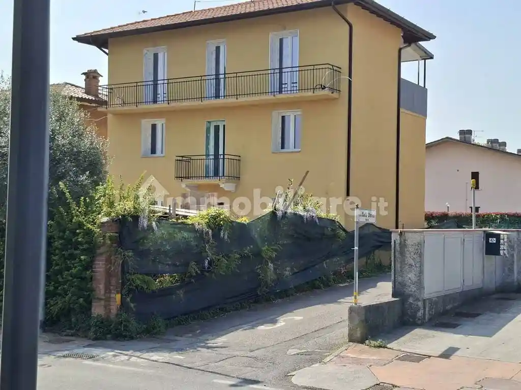 Appartamento in vendita a Desenzano del Garda