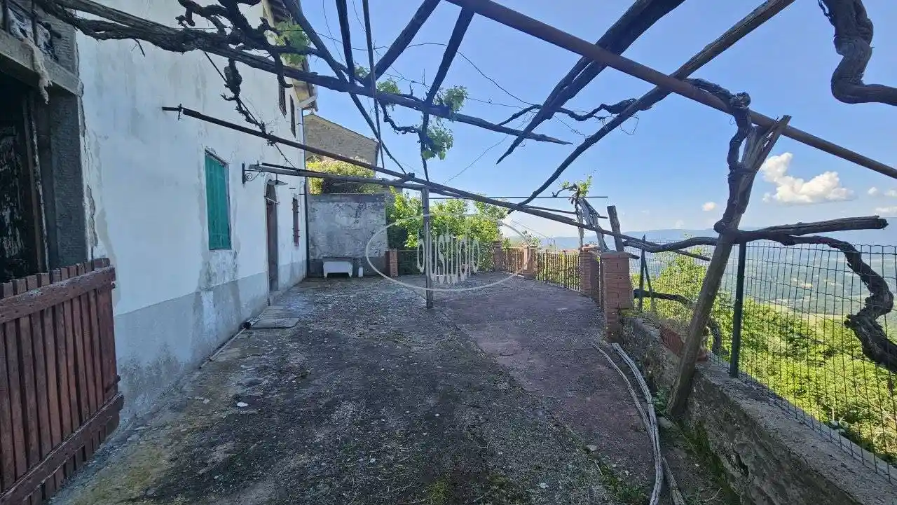 Villa in vendita a Castelfranco Piandisco