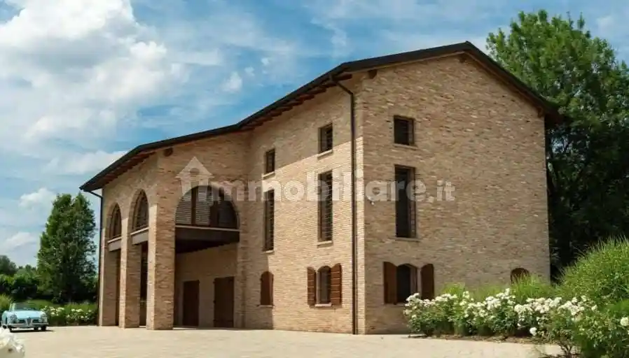 Villa in vendita a Reggio Emilia