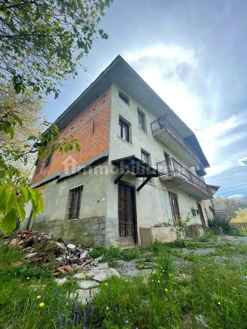 Rustico - Casale in vendita a Montaldo di Mondovì