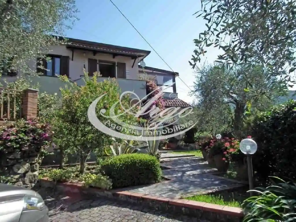 Villa in vendita a Fosdinovo