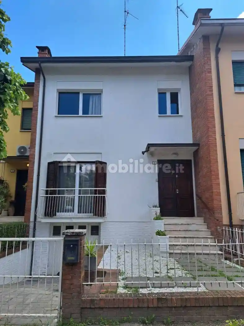 Villetta a schiera in vendita a Reggio Emilia