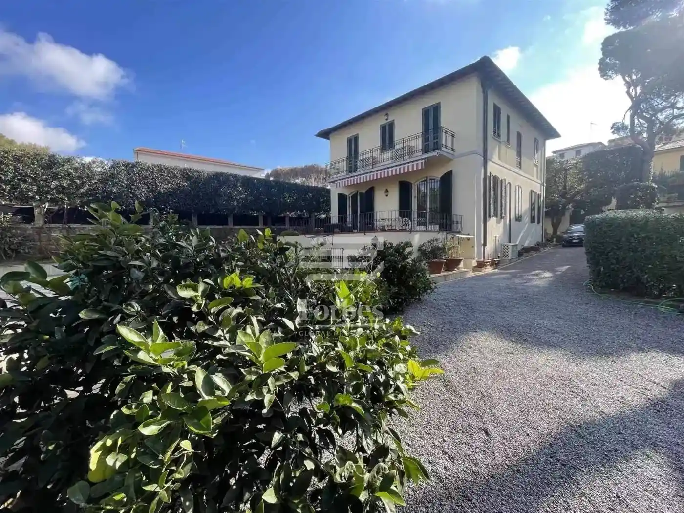 Villa in vendita a Rosignano Marittimo