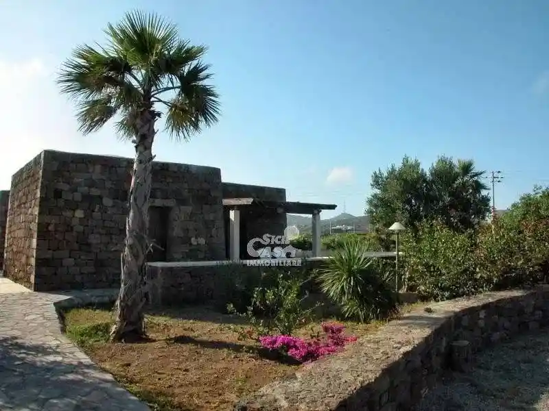 Rustico - Casale in vendita a Pantelleria