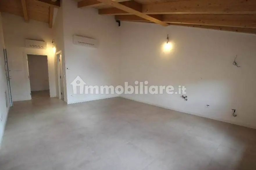 Bilocale via Ugo Bassi 62, Cento Paese, Cento - foto 5