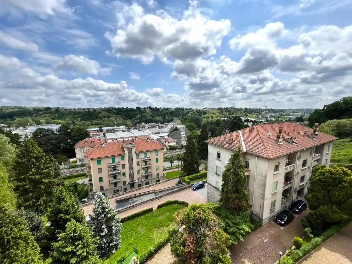 Appartamento in vendita a Albizzate