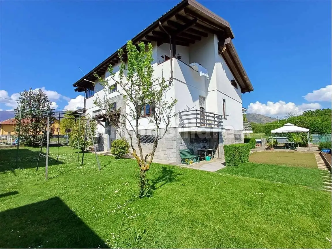 Villa in vendita a Fiano