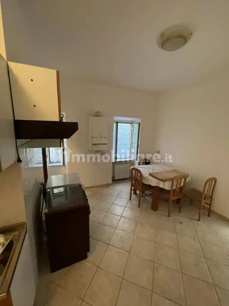 Bilocale vicolo della Loggia, Centro, Vicovaro - foto 2