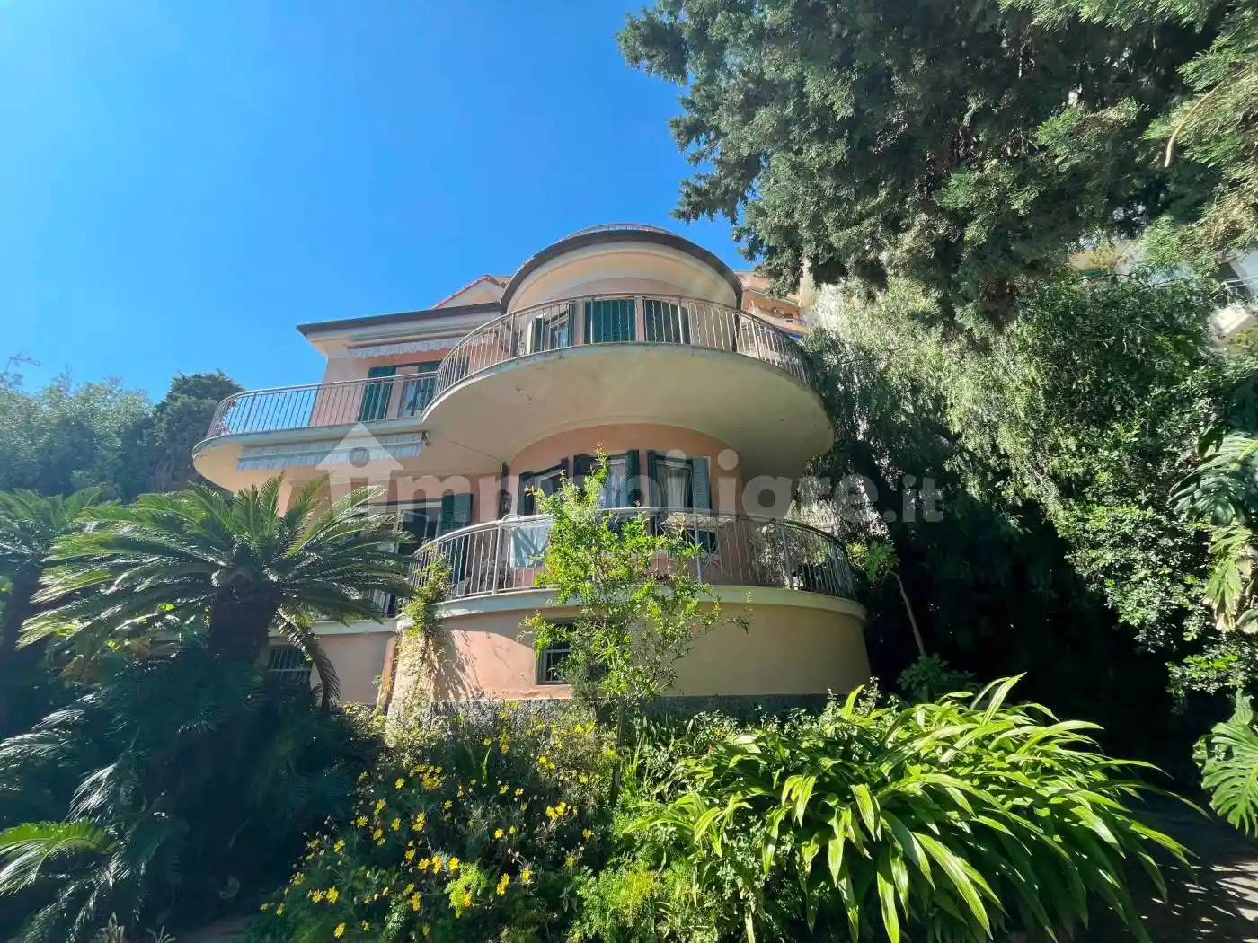 Villa in vendita a Sanremo