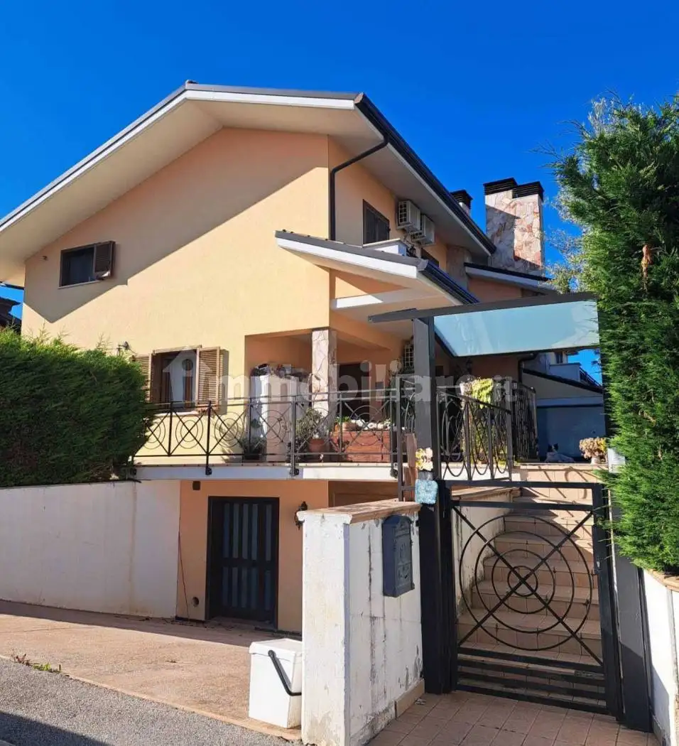 Villetta a schiera in vendita a Treglio