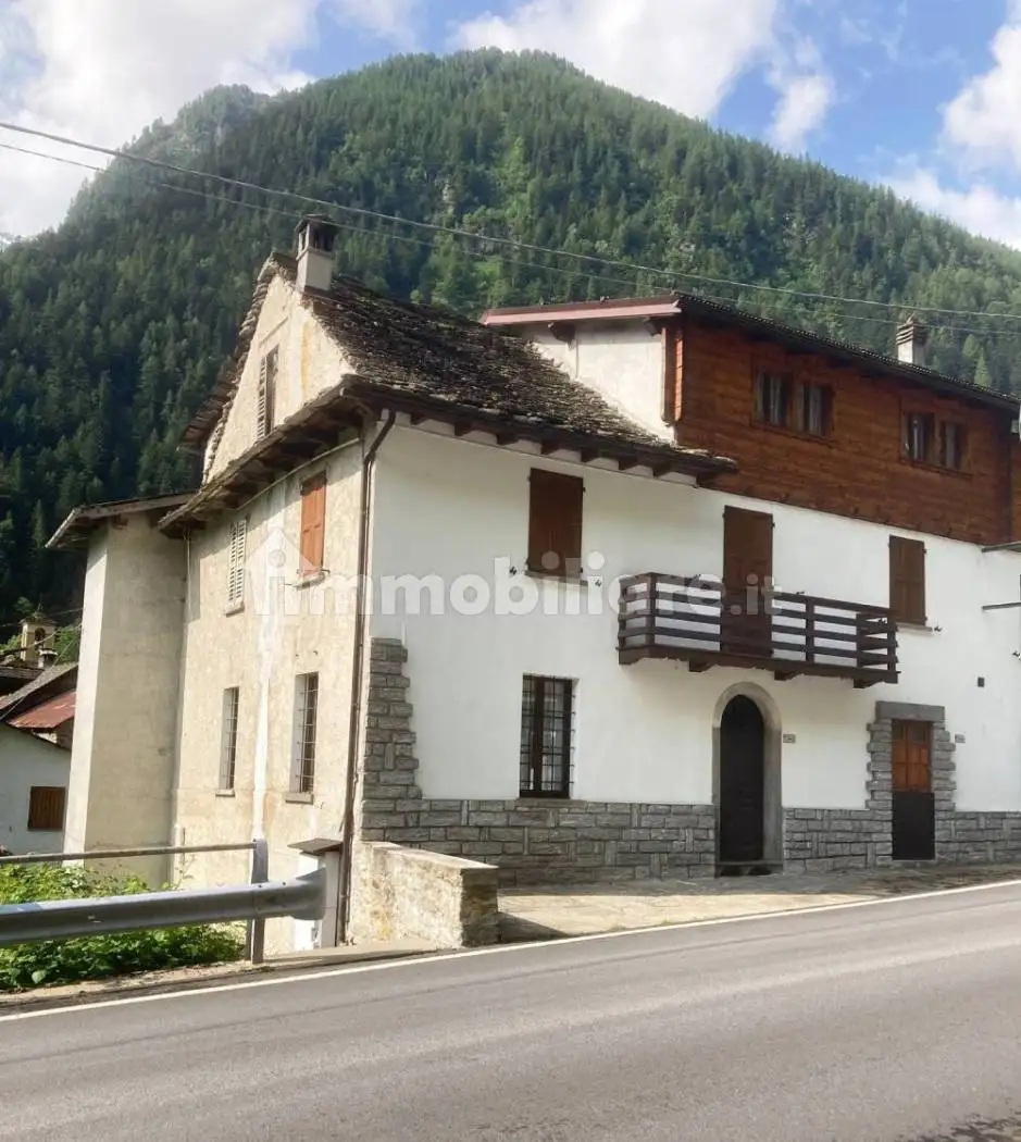 Appartamento in vendita a Macugnaga