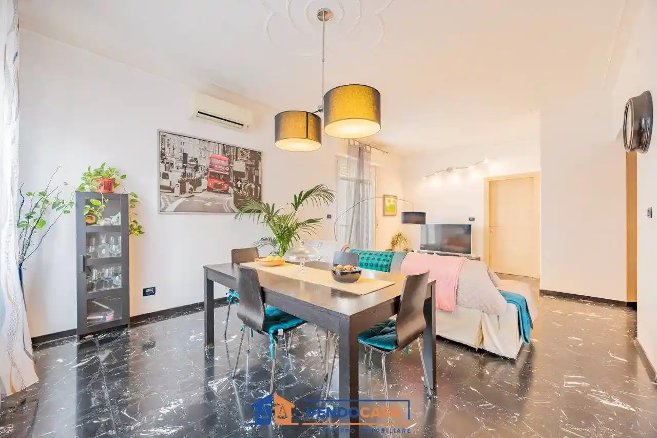 Appartamento in vendita a Albenga