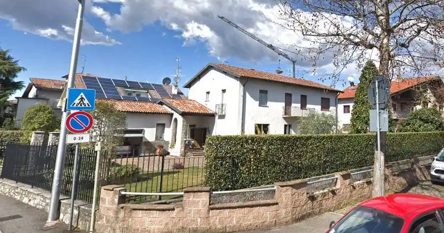 Villa in vendita a Azzano San Paolo