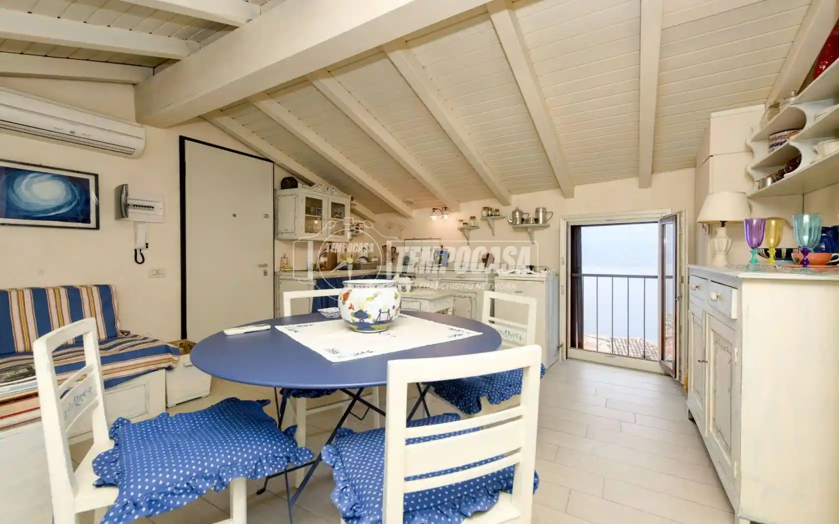 Appartamento in vendita a Gargnano