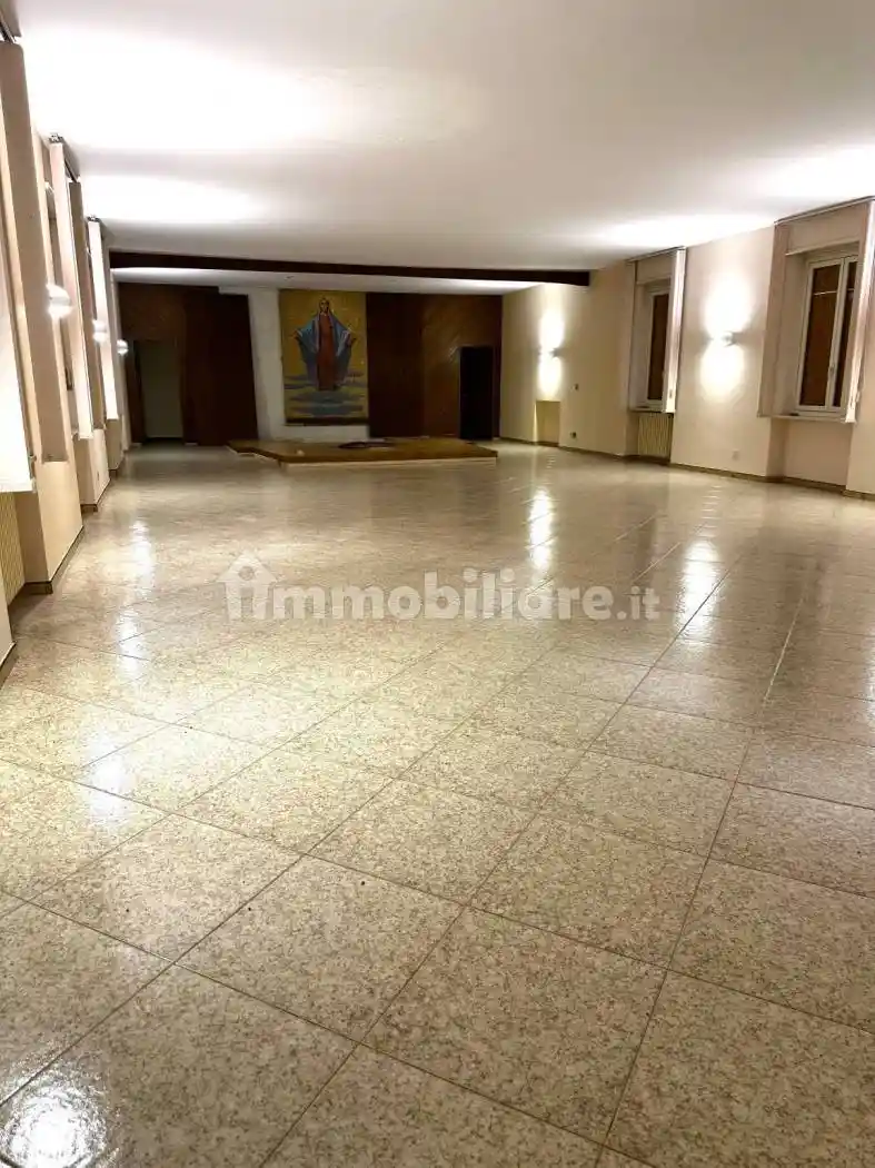 Palazzo - Edificio in vendita a Bologna