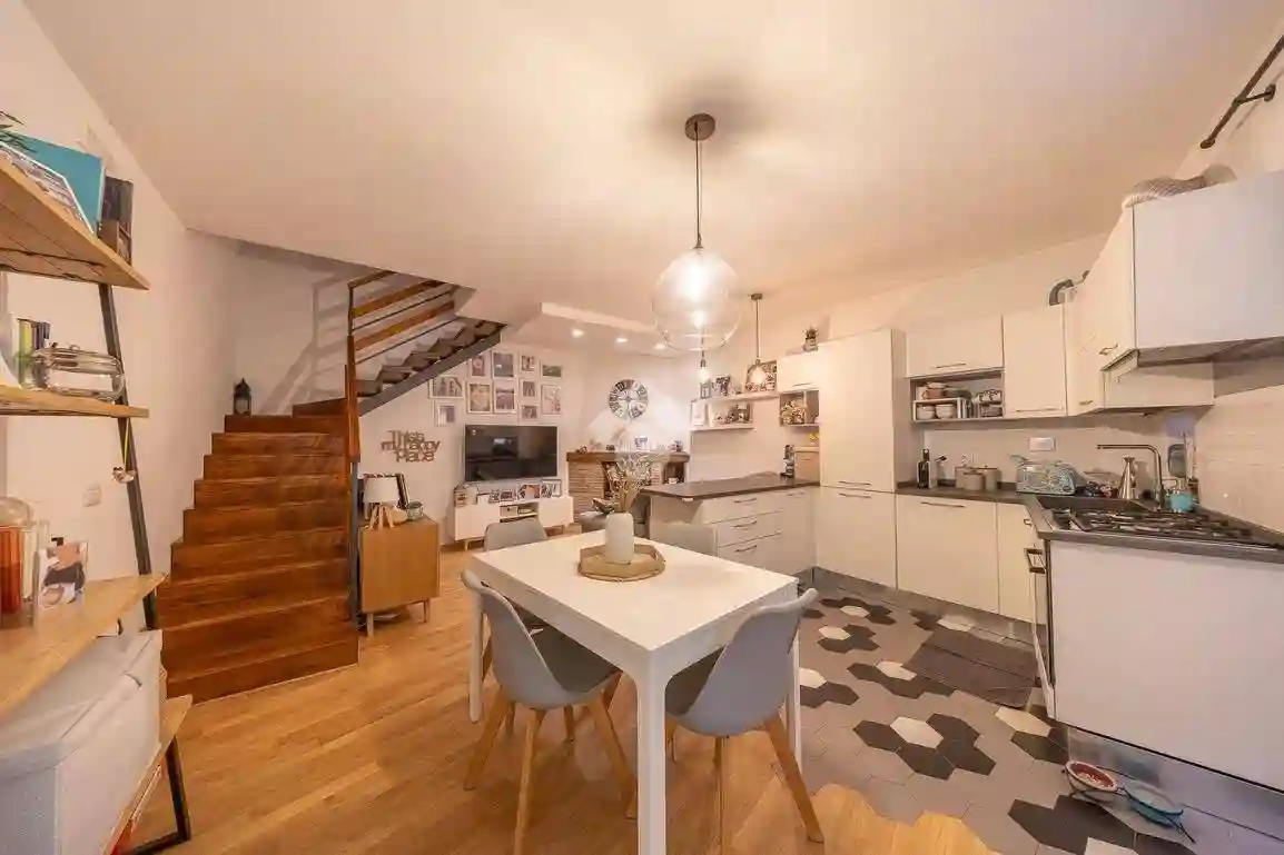 Palazzo - Edificio - foto 2