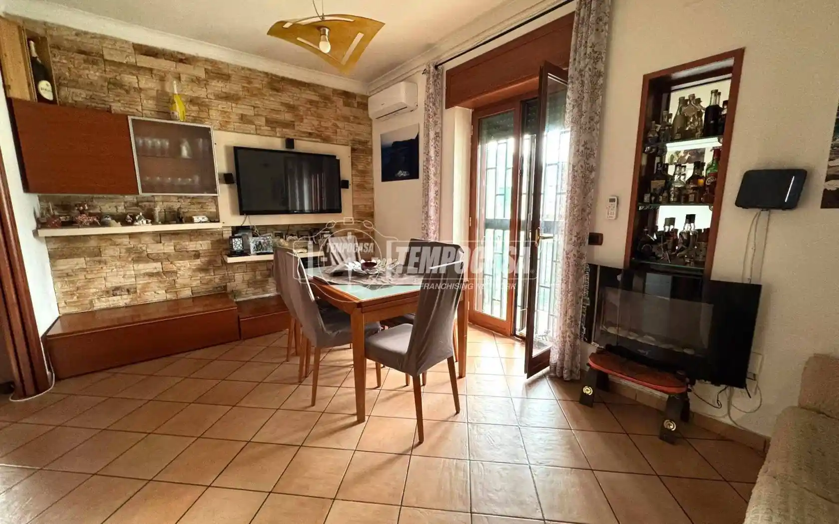 Trilocale via Raffaele Ruggiero, Agnano, Napoli - foto 4