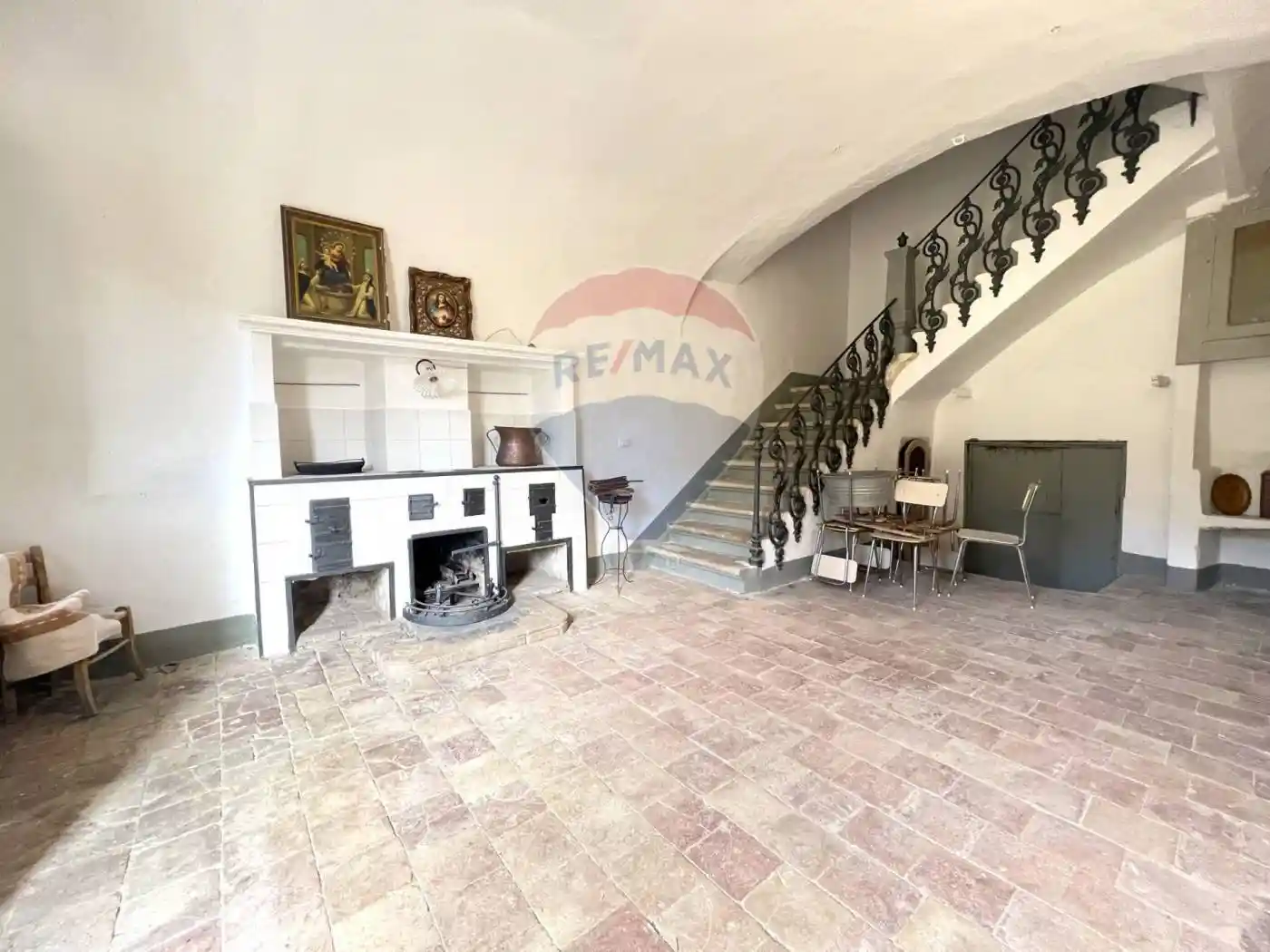 Terratetto plurifamiliare 213 m², buono stato, Centro, Ofena - foto 3