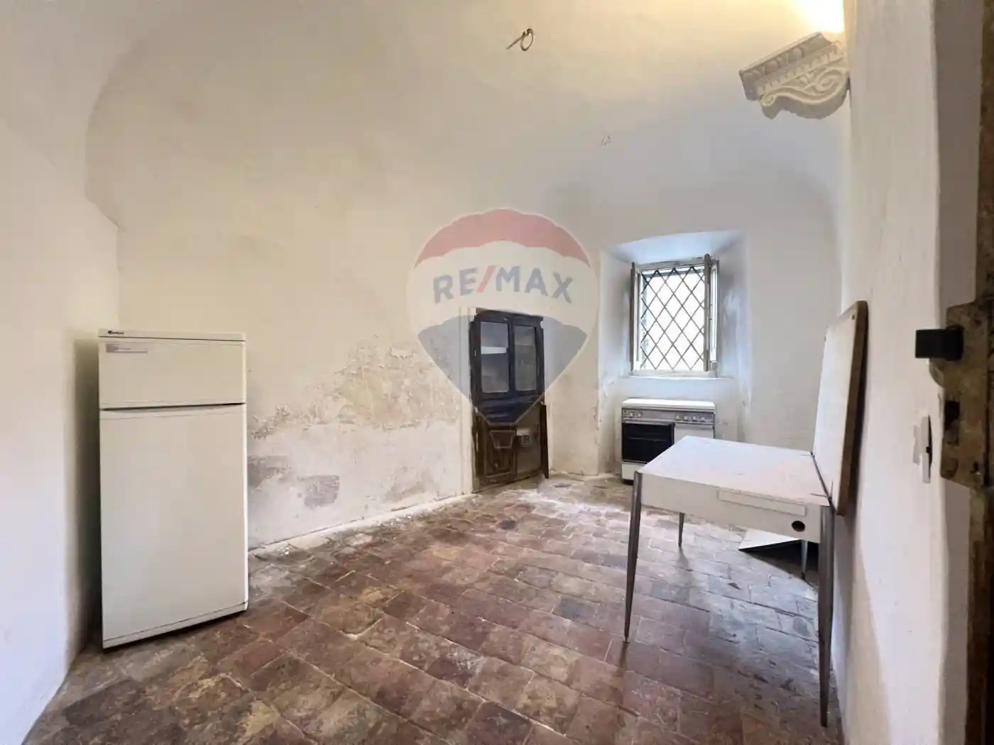 Terratetto plurifamiliare 213 m², buono stato, Centro, Ofena - foto 5