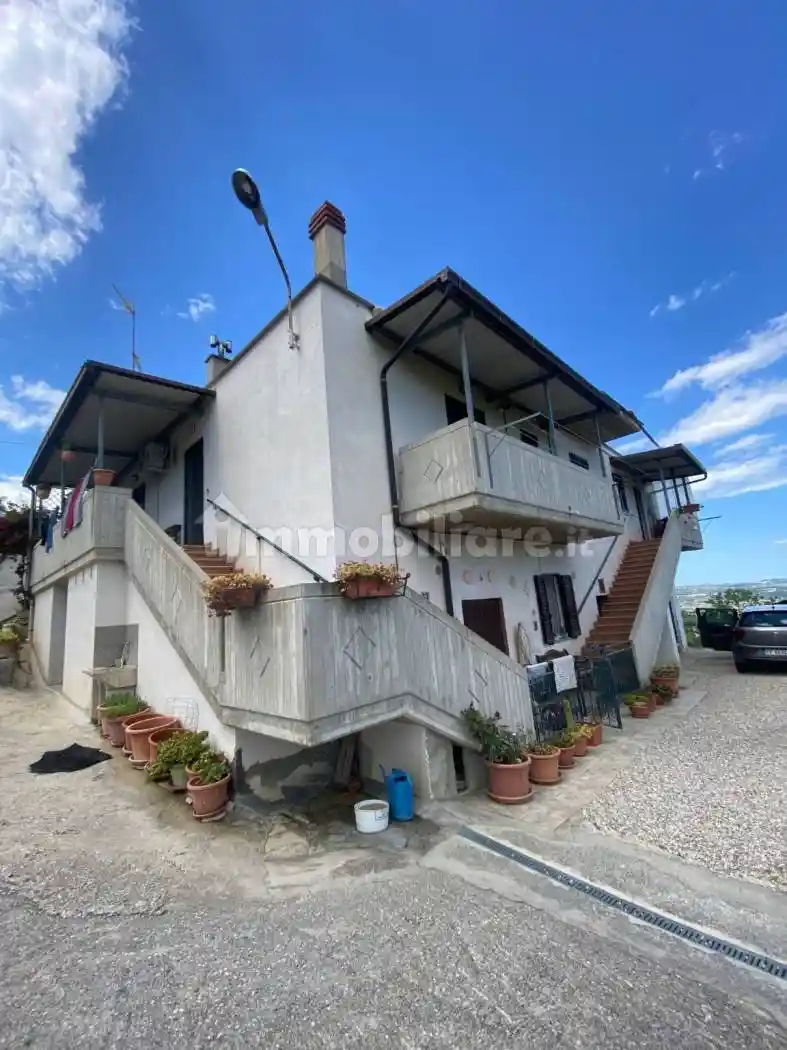 Villa bifamiliare Contrada Staiano 15, Cellino Attanasio - foto 2