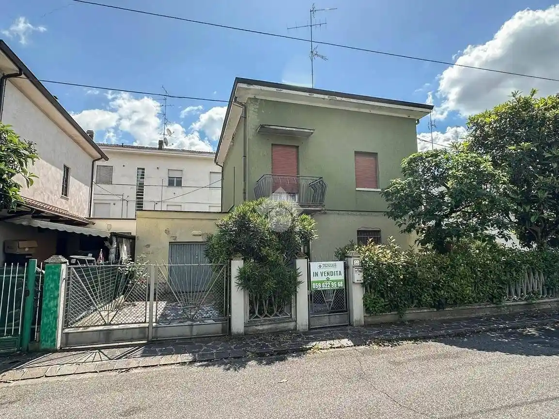 Casa indipendente in vendita a Carpi