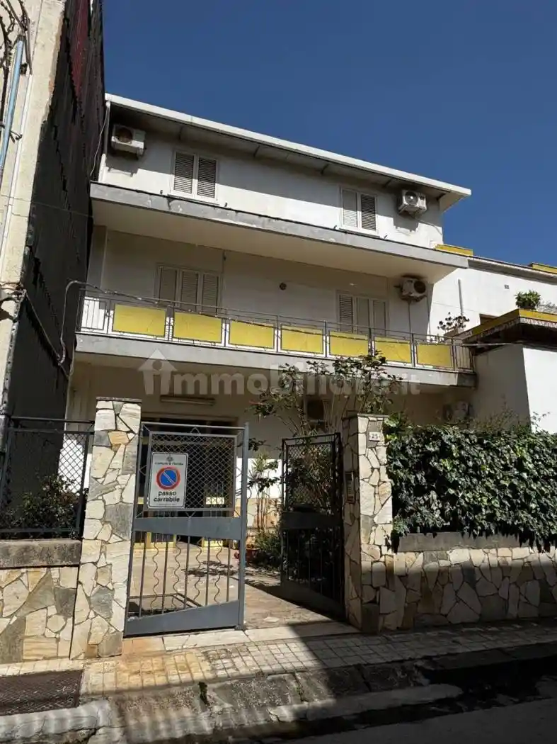 Casa indipendente in vendita a Floridia