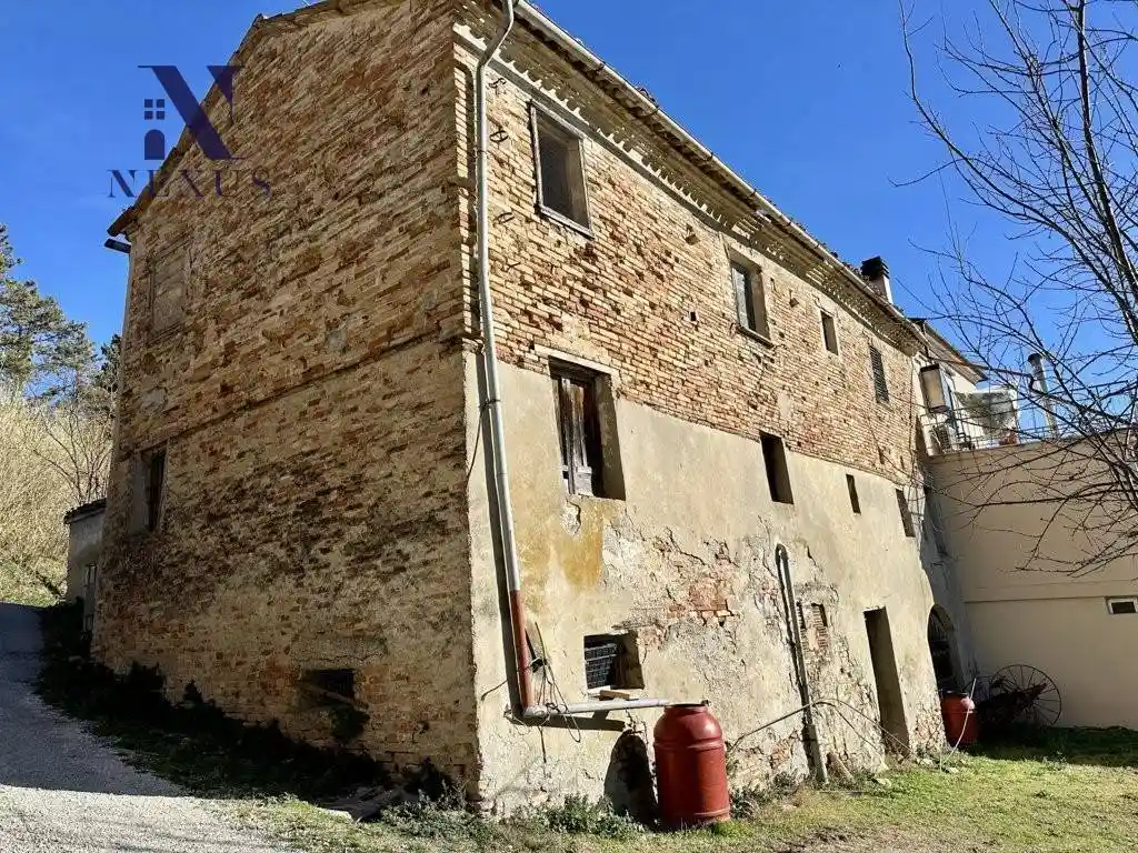 Rustico - Casale in vendita a Colli al Metauro