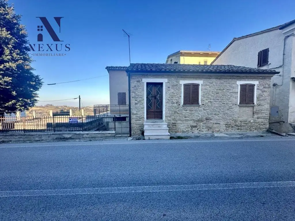 Appartamento in vendita a Fratte Rosa