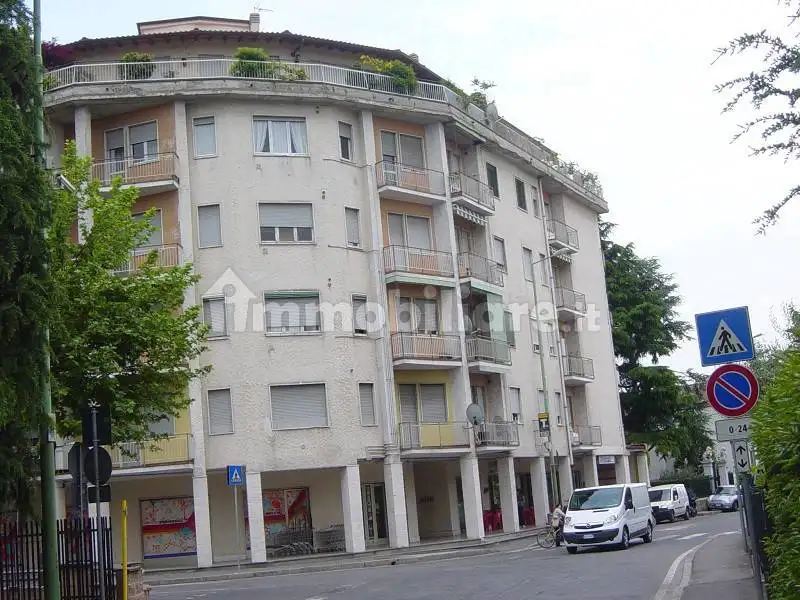 Appartamento in affitto a Azzano San Paolo