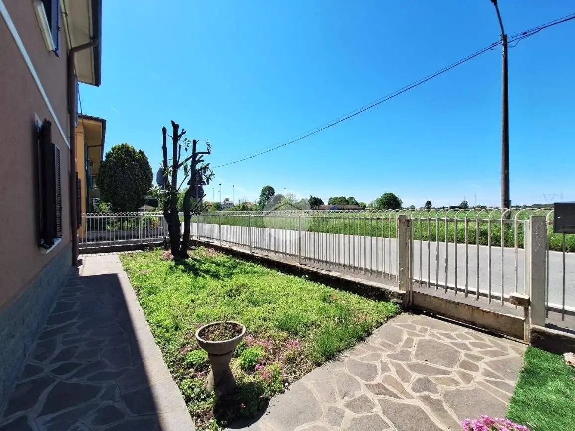 Terratetto unifamiliare via Milano 54, Casate, Bernate Ticino - foto 3