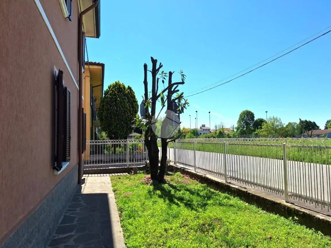 Terratetto unifamiliare via Milano 54, Casate, Bernate Ticino - foto 4