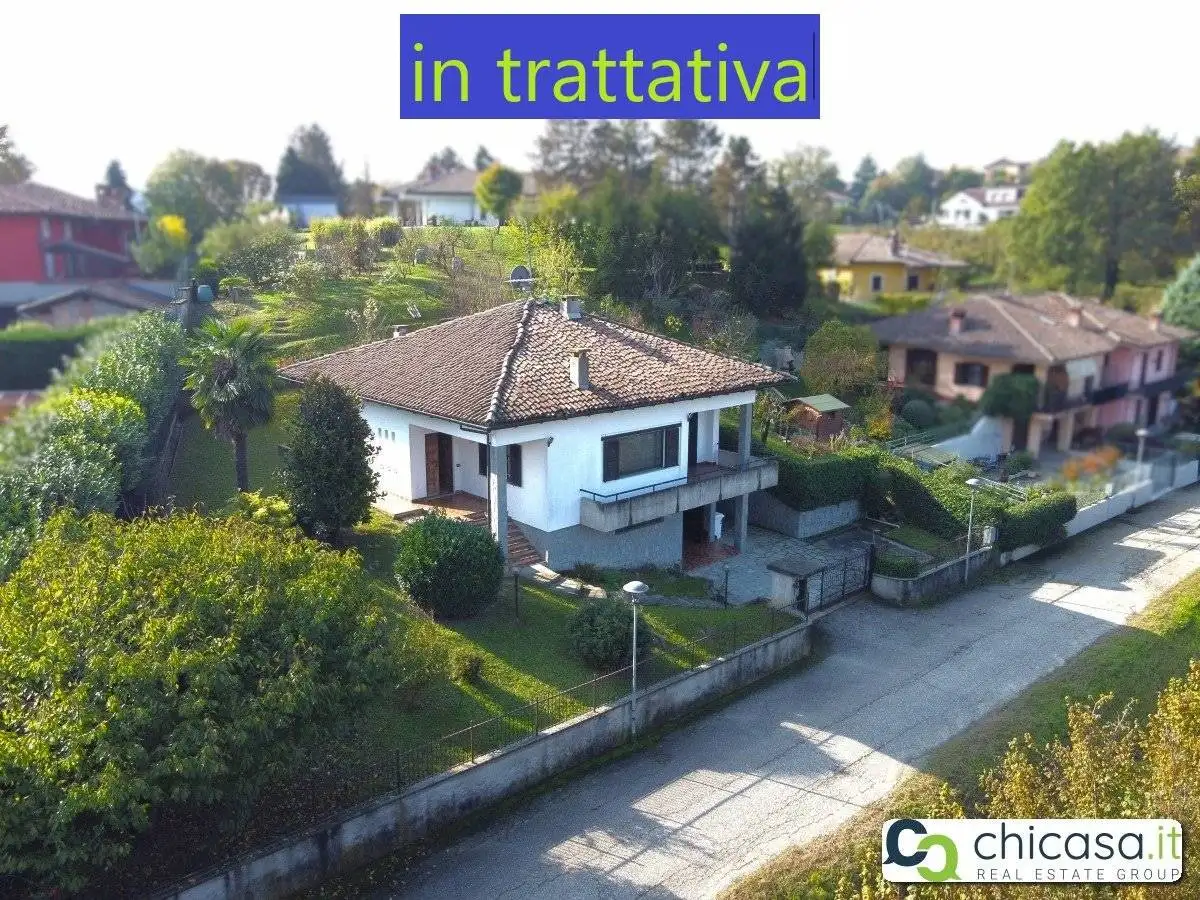 Villa in vendita a Roddi