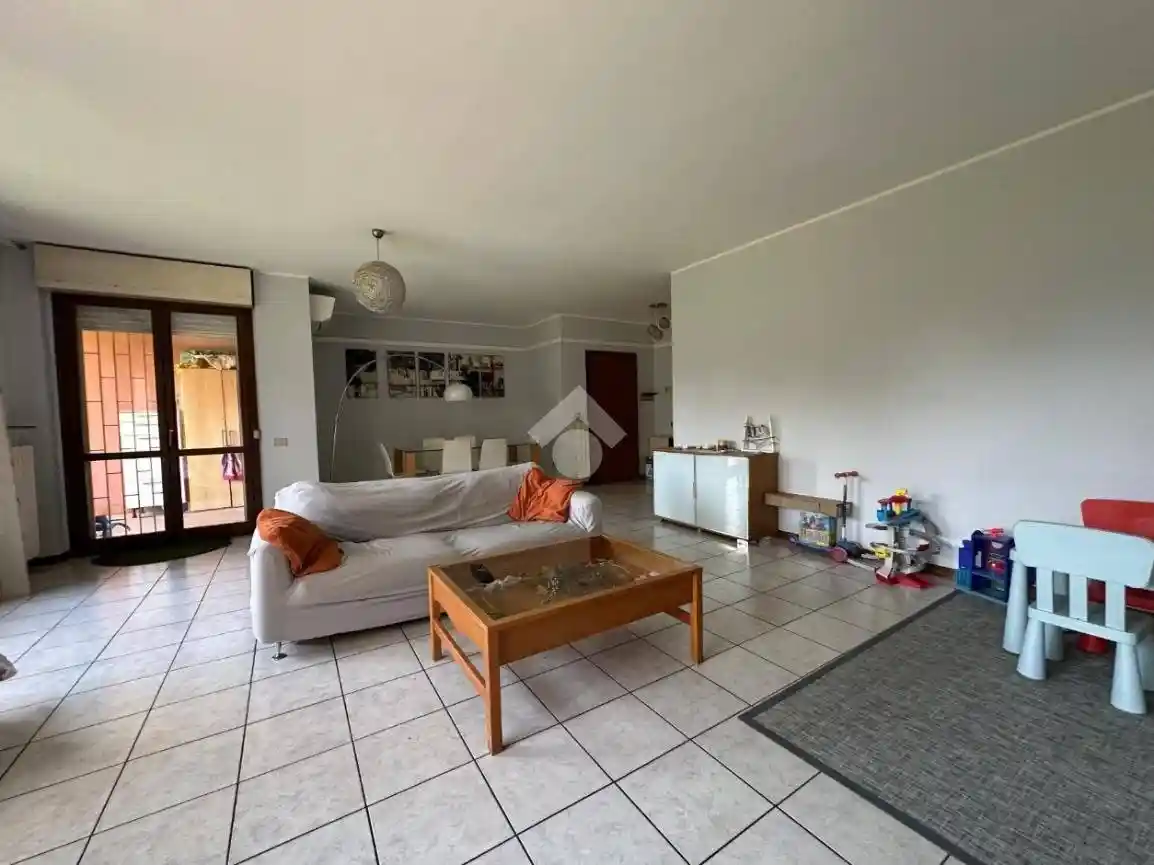 Appartamento in vendita a Pessano con Bornago