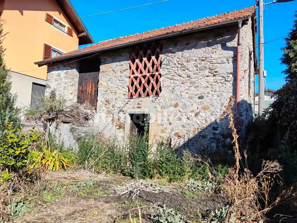 Rustico - Casale in vendita a Casale Corte Cerro