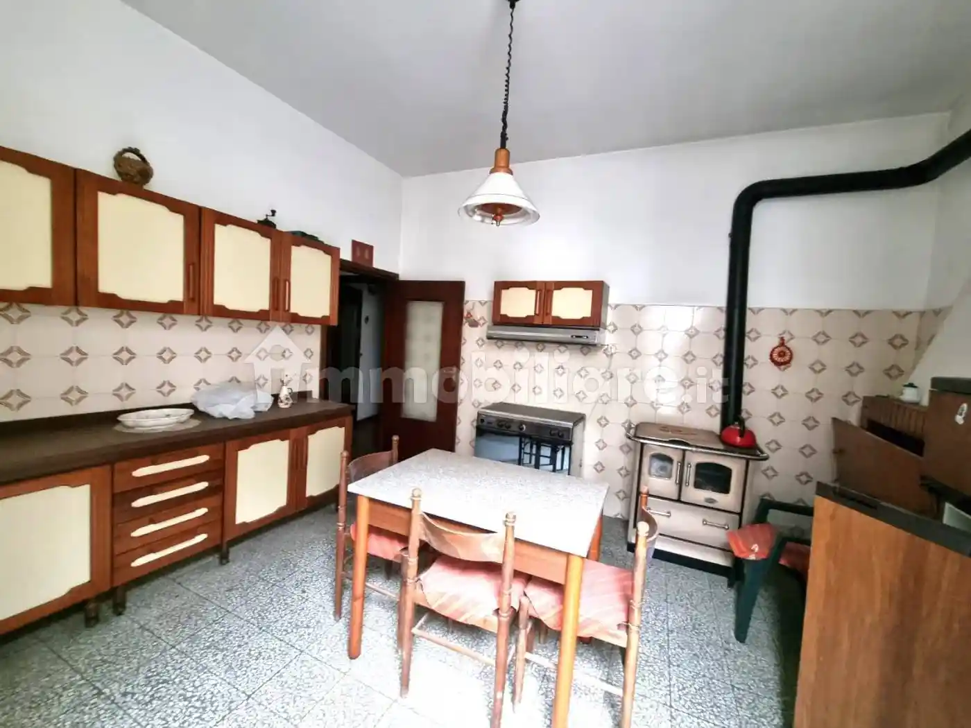 Appartamento in vendita a Caprarola