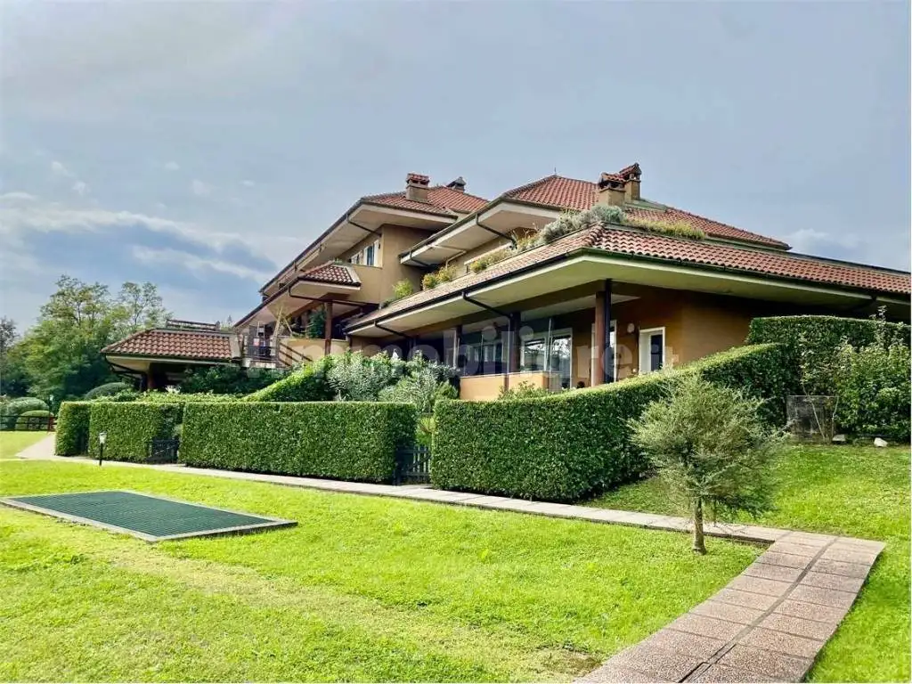 Trilocale via Calchirola 20, Centro, Bosisio Parini - foto 2