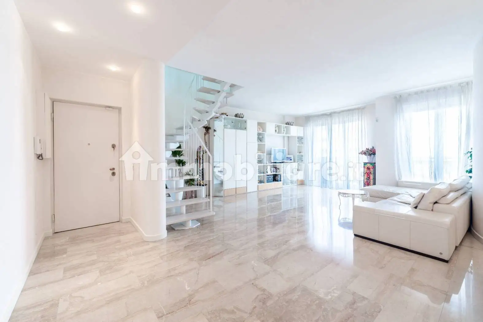 Penthouse - Attic in vendita a Milan