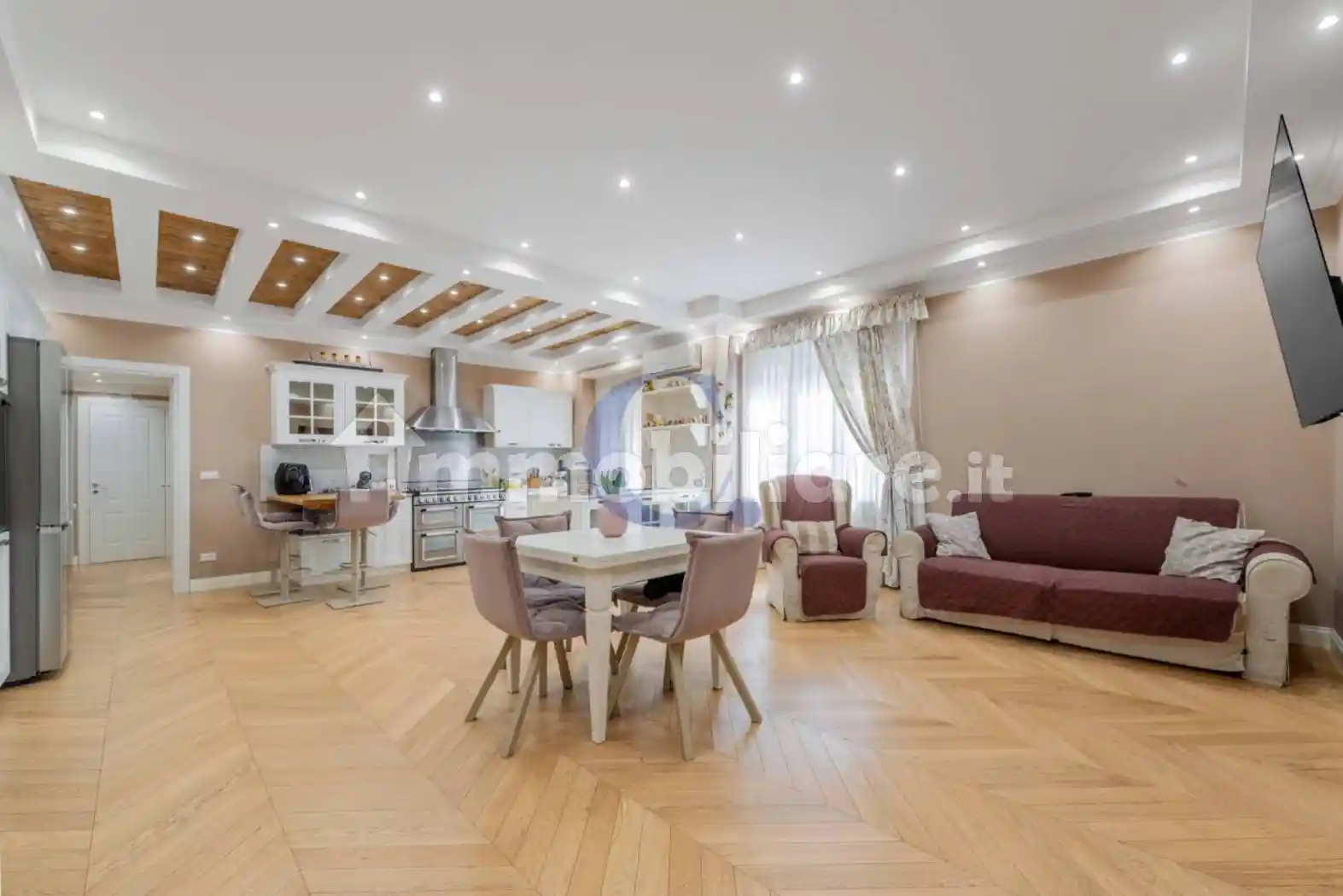 Appartamento in vendita a Roma