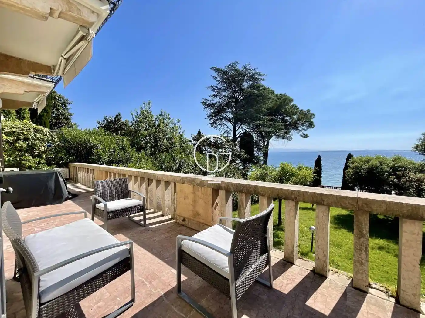 Appartamento in vendita a Padenghe sul Garda