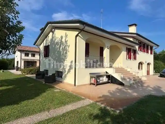 Casa indipendente in vendita a Silea