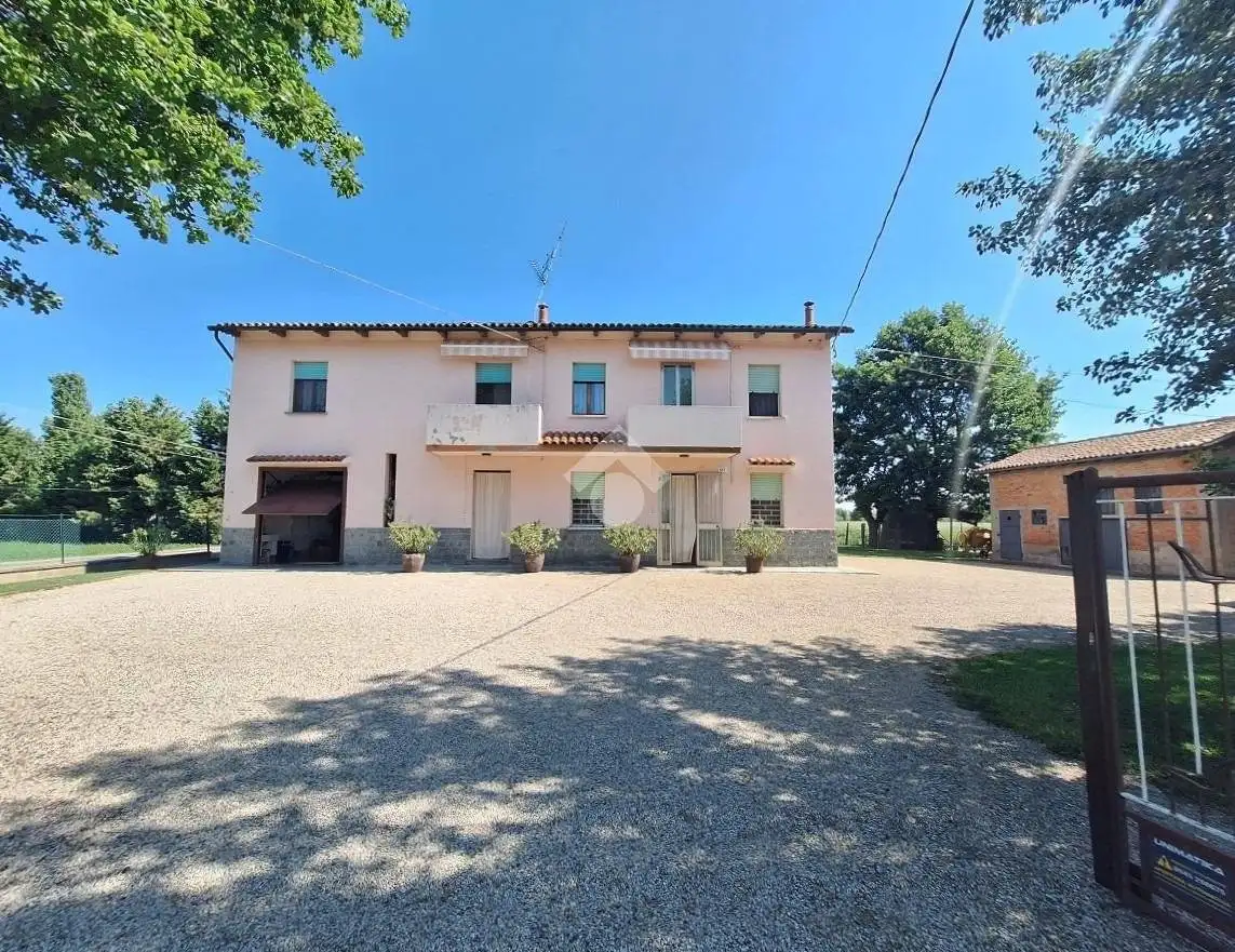 Villa in vendita a Medicina