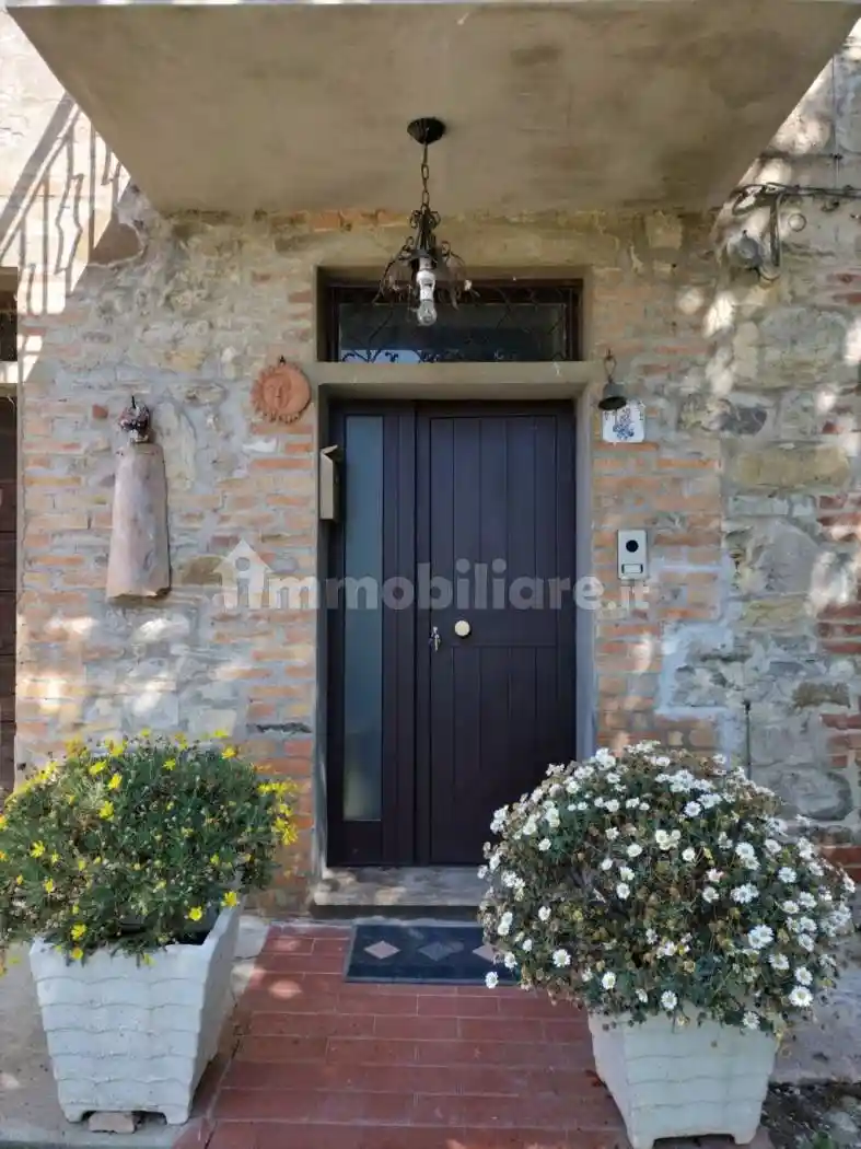 Terratetto plurifamiliare 160 m², buono stato, Pucciarelli, Castiglione del Lago - foto 5