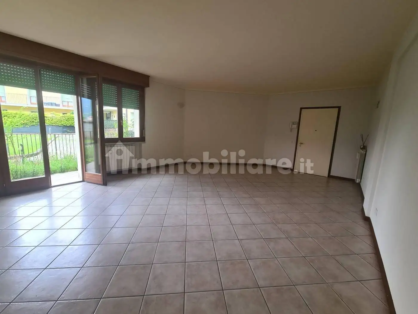 Trilocale via Fratelli Reguitti 1, Centro, Agnosine - foto 2