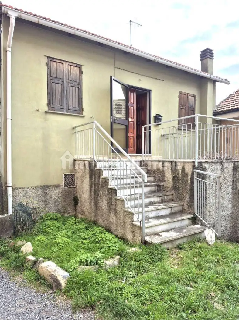 Casa indipendente in vendita a Davagna