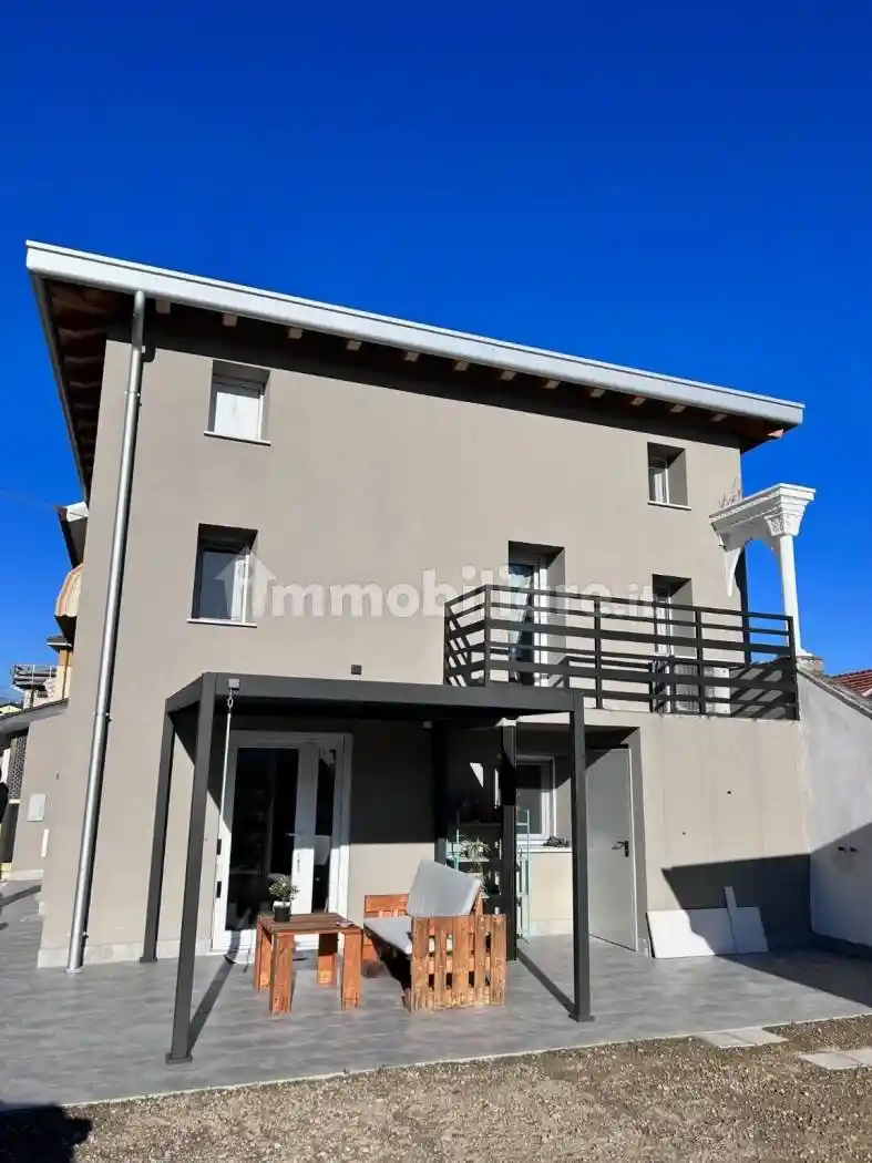 Villa in vendita a Cordenons