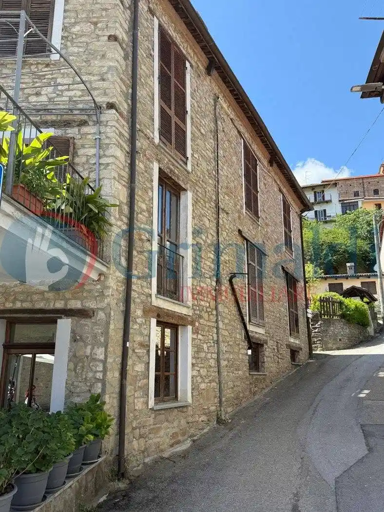 Palazzo - Edificio in Vendita - foto 2