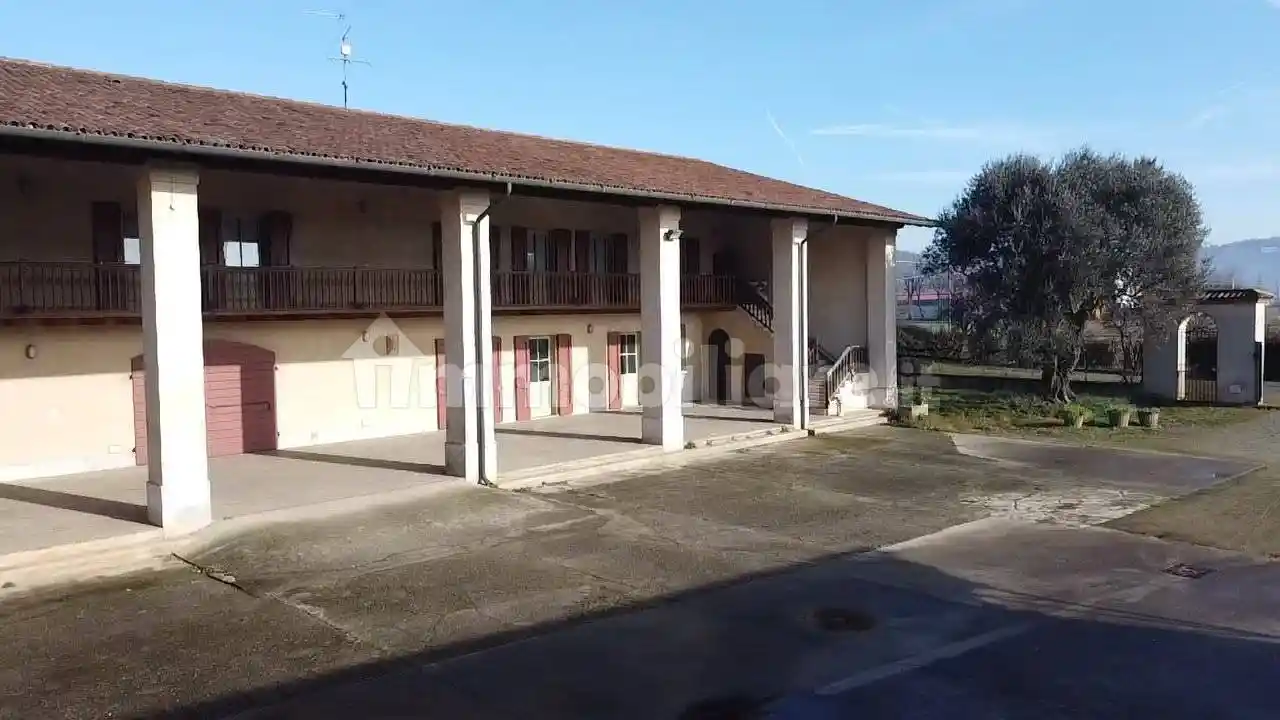 Rustico - Casale in vendita a Coccaglio