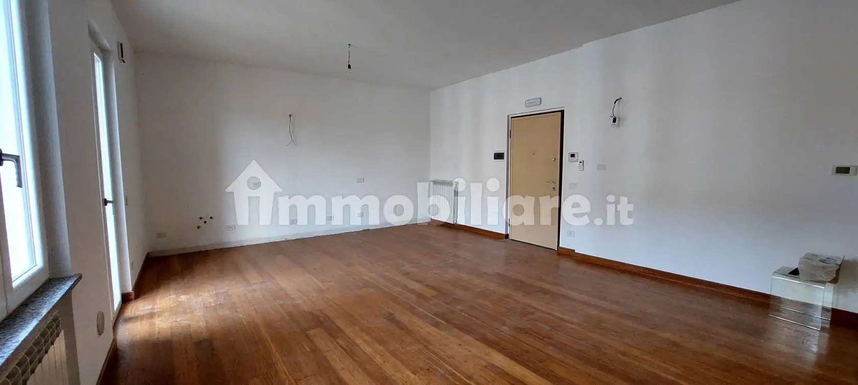 Appartamento in affitto a Valenza